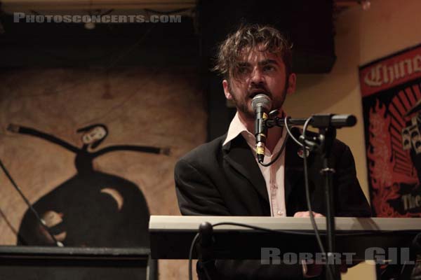 MONSIEUR LE DIRECTEUR - 2009-05-03 - PARIS - La Maroquinerie (Cafe) - 